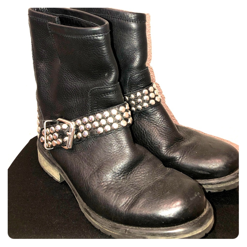 Black Steve Madden leather motorcycle boots